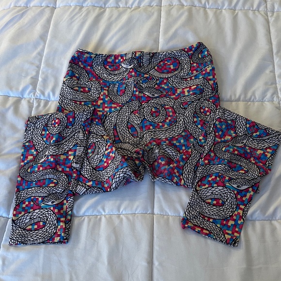 LuLaRoe Multicolor Snake Print Leggings - Picture 4 of 6